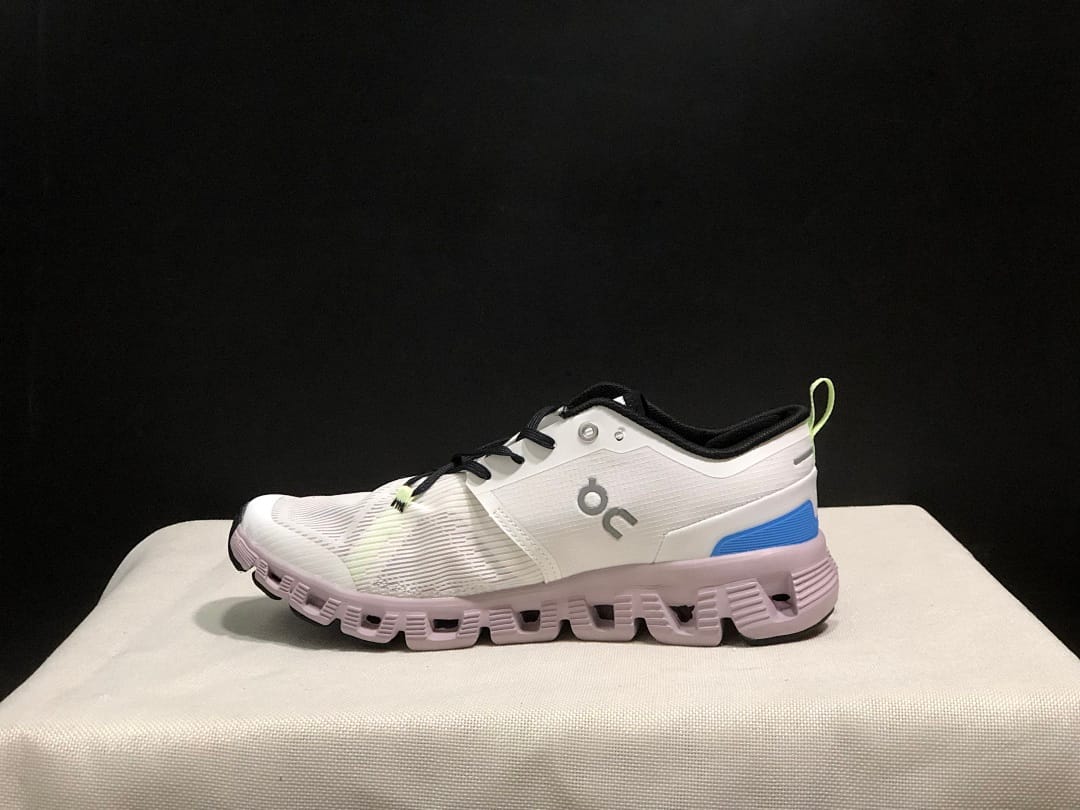On Cloud X3 Shift (Colorway 9)