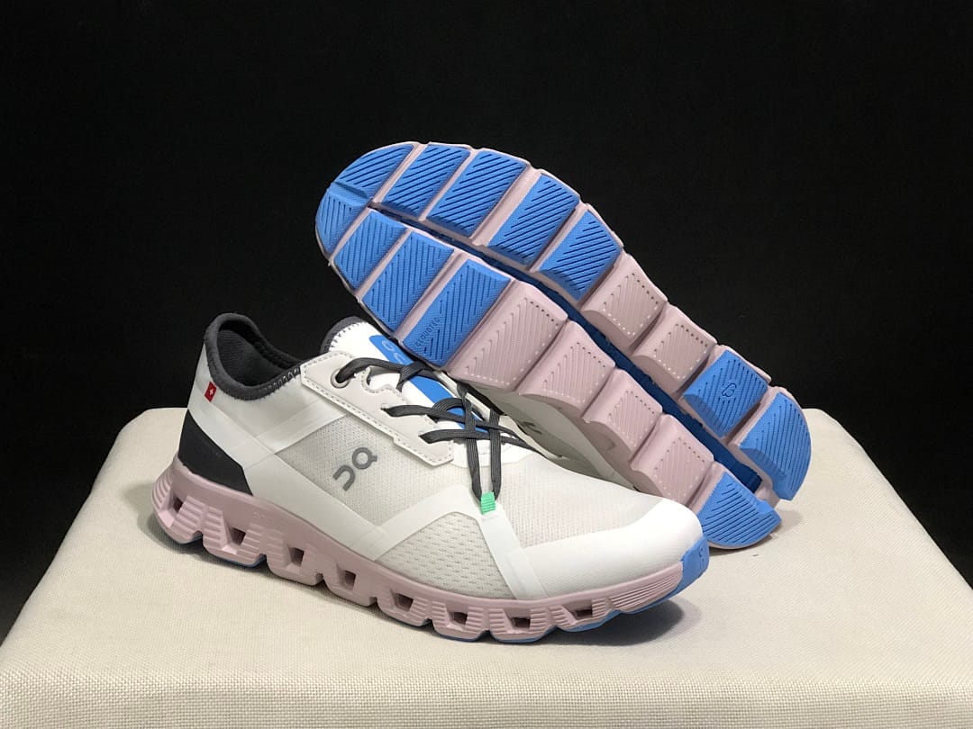 On Cloud X 3 Ad