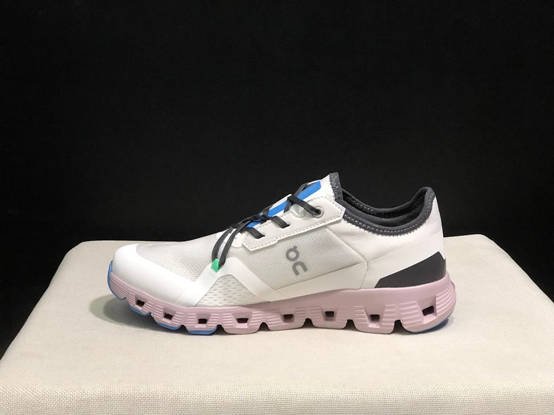 On Cloud X 3 Ad