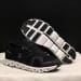 On Cloud 5 'Black White'