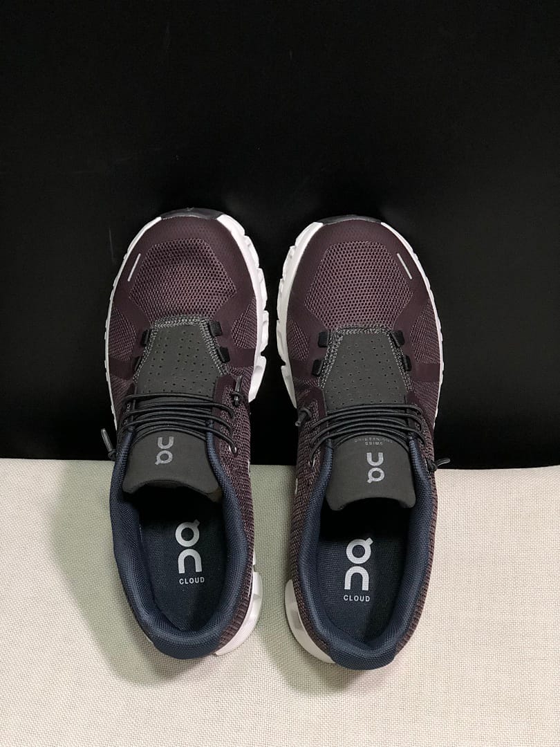 On Cloud 5 (Colorway 12)
