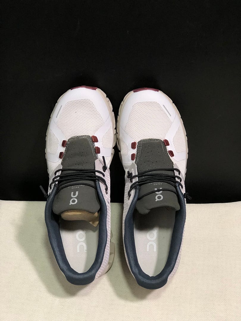On Cloud 5 (Colorway 11)