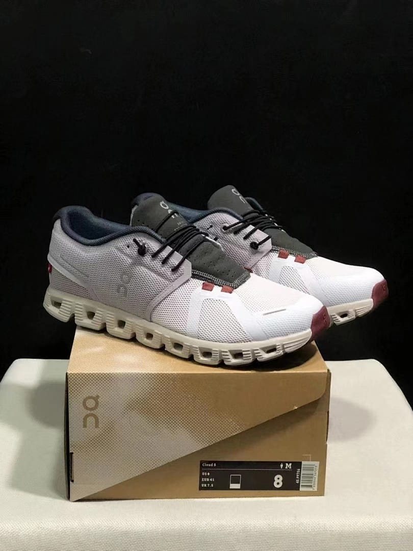 On Cloud 5 (Colorway 11)