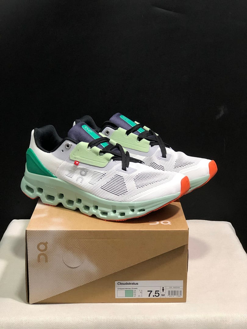 On Cloudstratus 2 (Colorway 10)