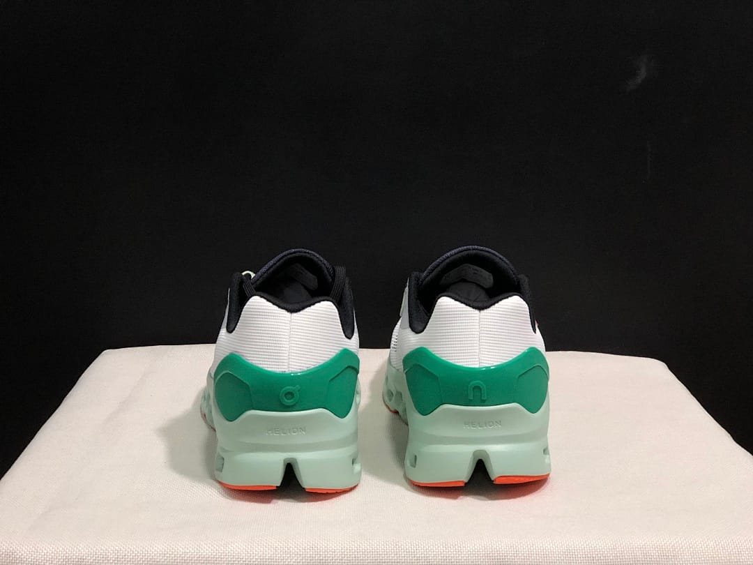 On Cloudstratus 2 (Colorway 10)