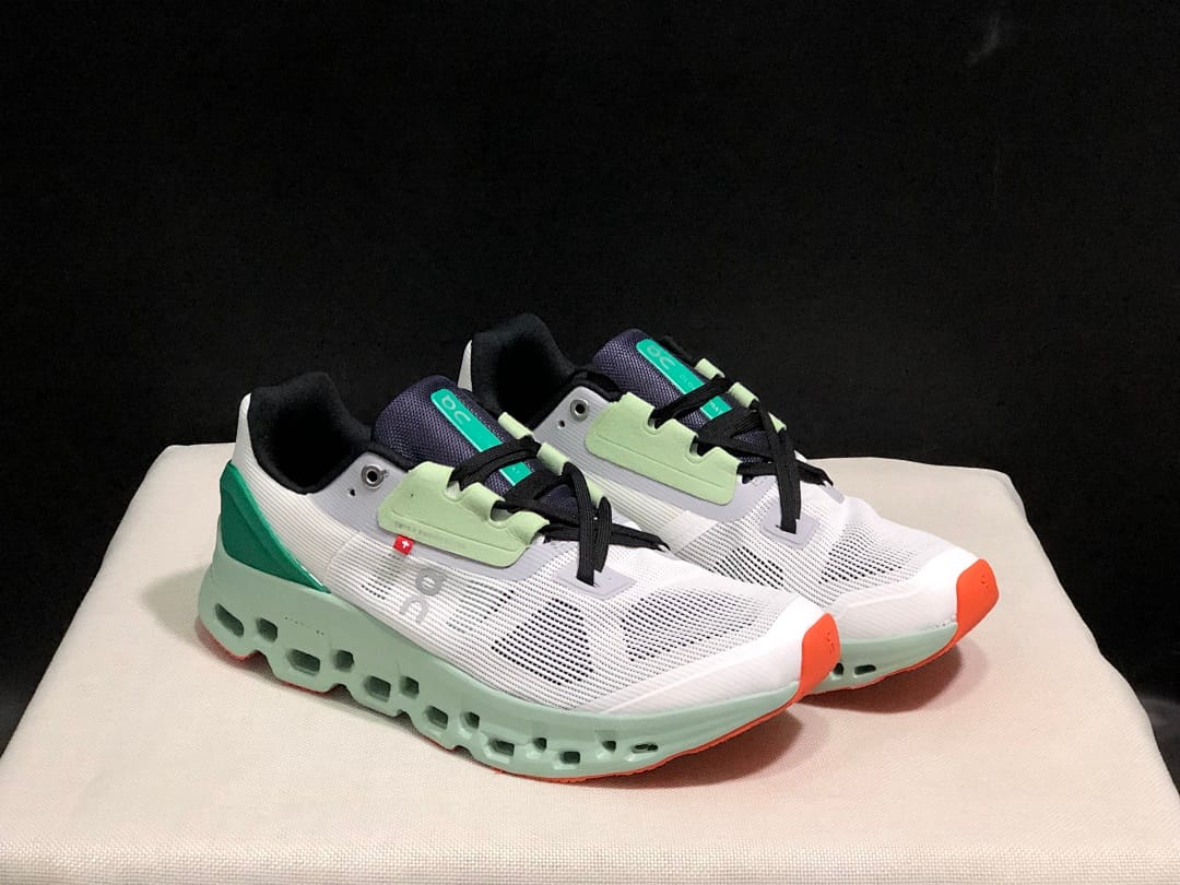 On Cloudstratus 2 (Colorway 10)
