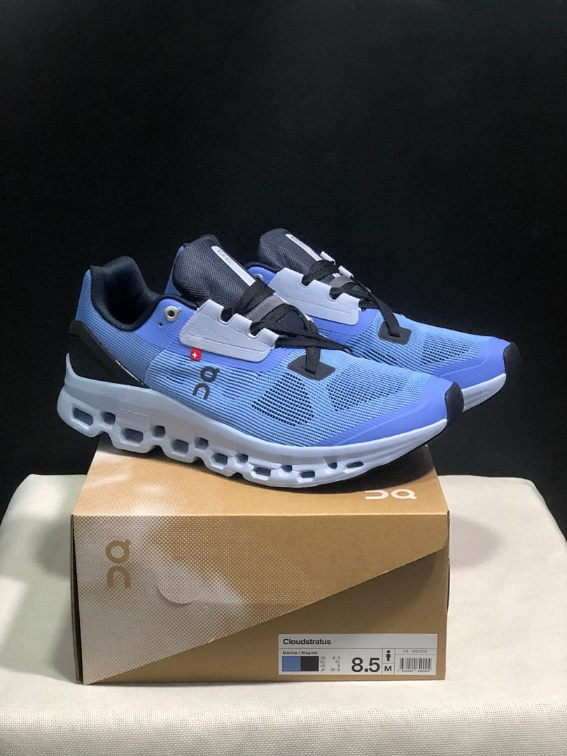 On Cloudstratus 2 (Colorway 8)