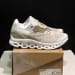 On Cloudstratus 2 (Colorway 2)