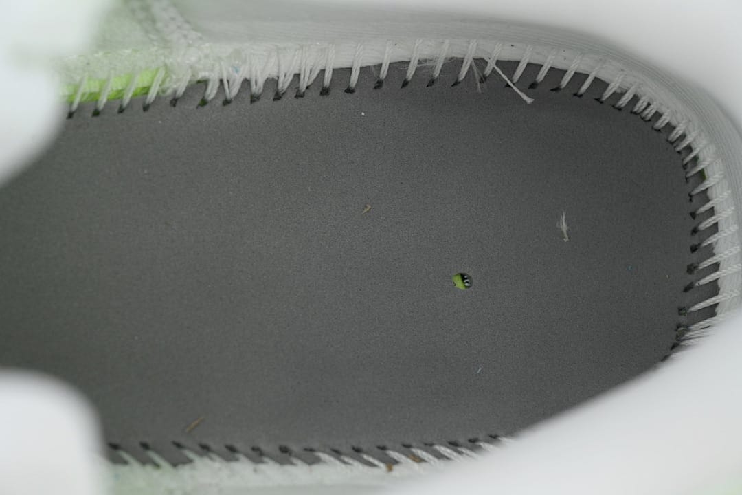 Nike Zoom Vomero 18 AA Edition Electric Green