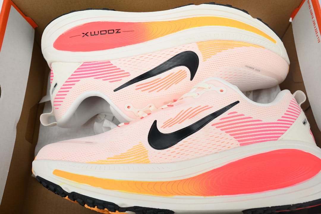 Nike Zoom Vomero 18 AA Edition Bright Crimson