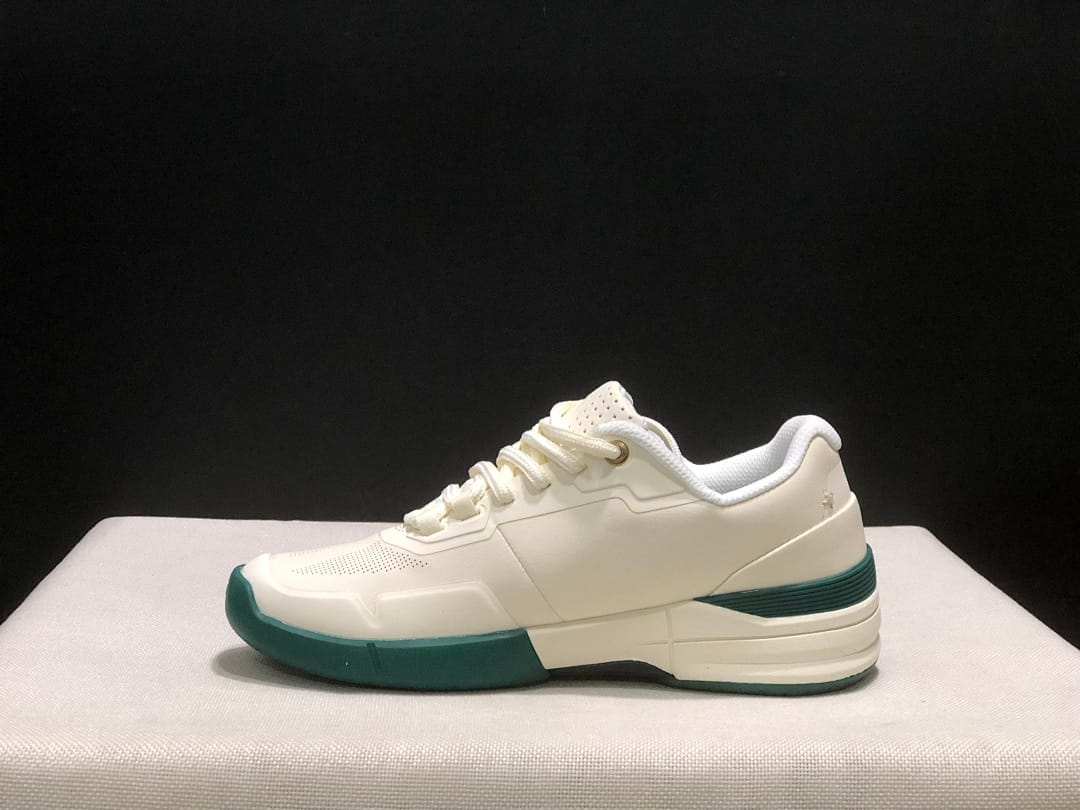 On The Roger Pro 'Off White'