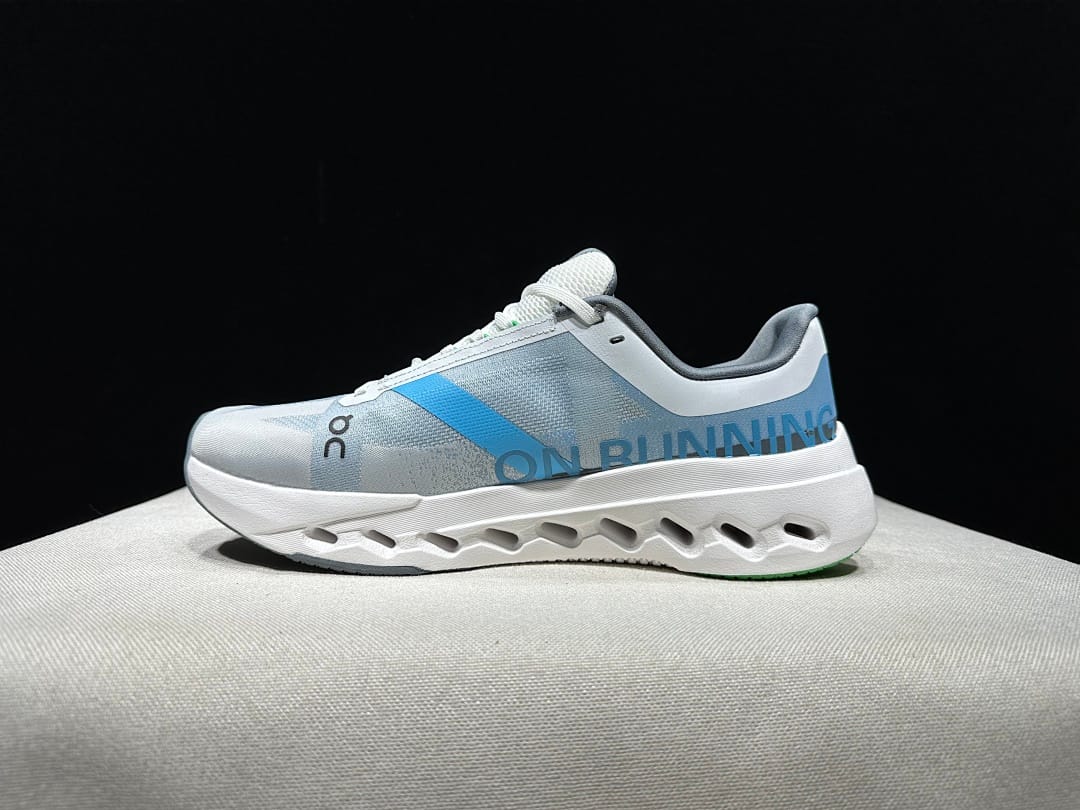 On Cloudsurfer Next 'Grey'