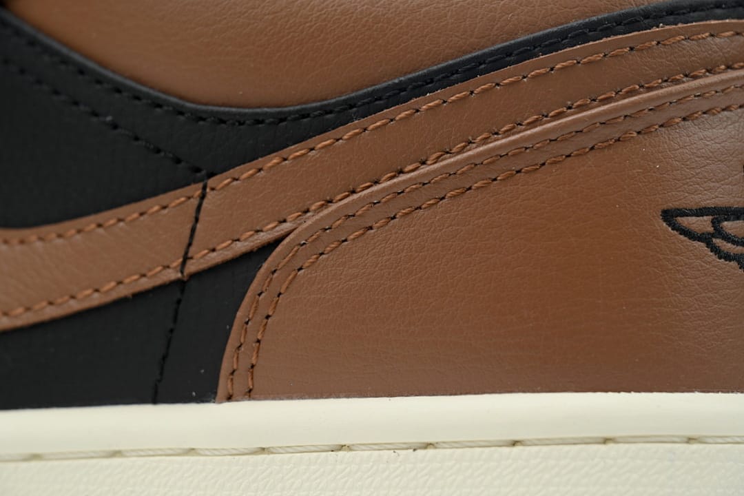 Air Jordan 1 Low Archaeo Brown