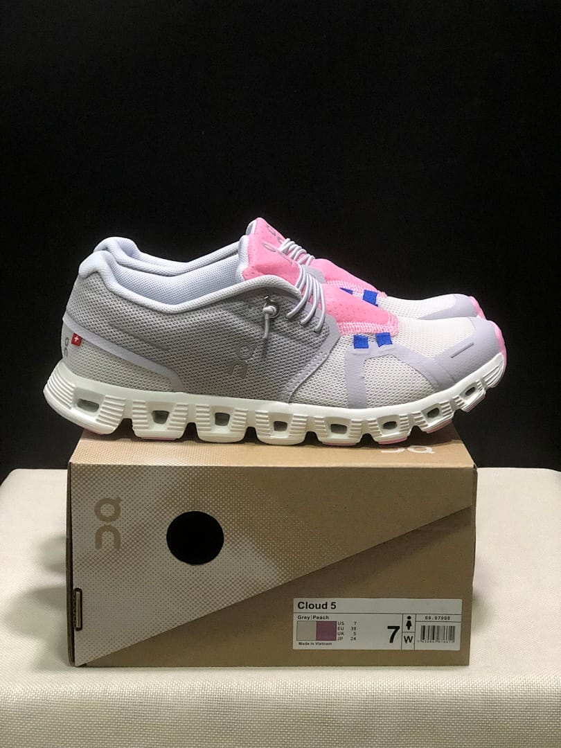 On Cloud 5 (Colorway 5)