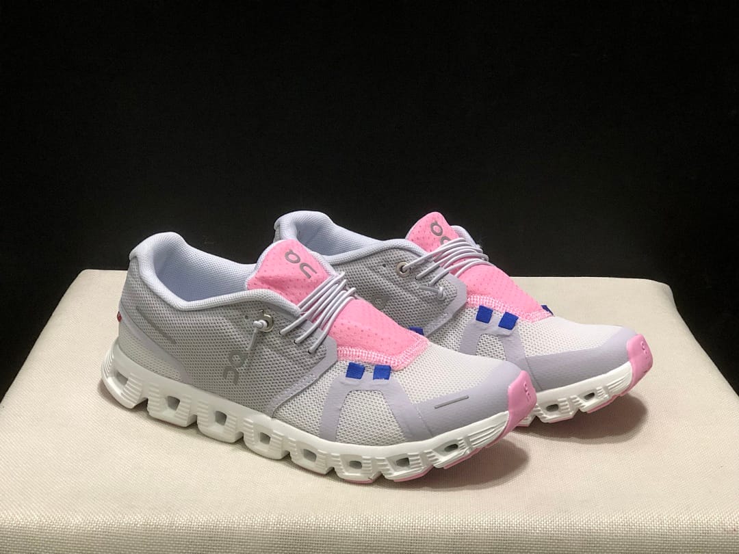 On Cloud 5 (Colorway 5)