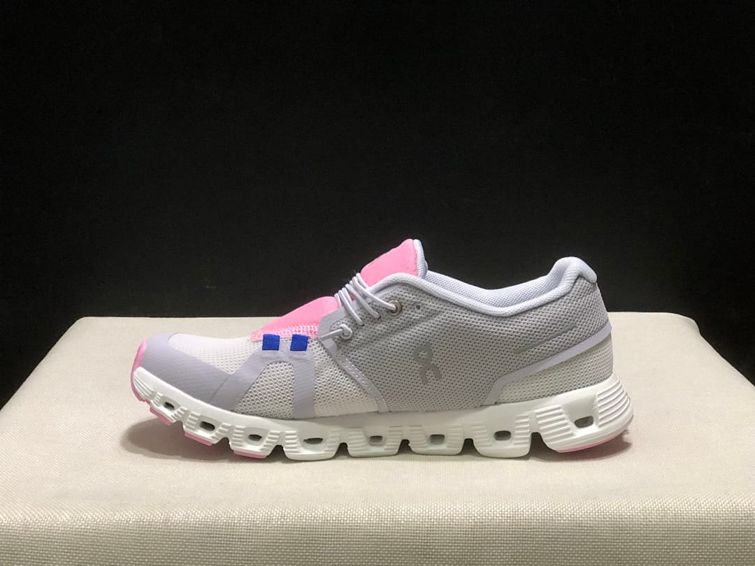On Cloud 5 (Colorway 5)