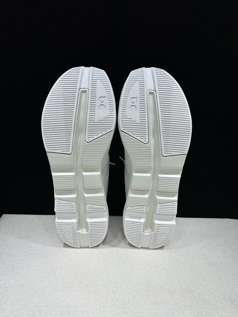 On Cloudzone × KITH 'Triple White' (Colorway 2)