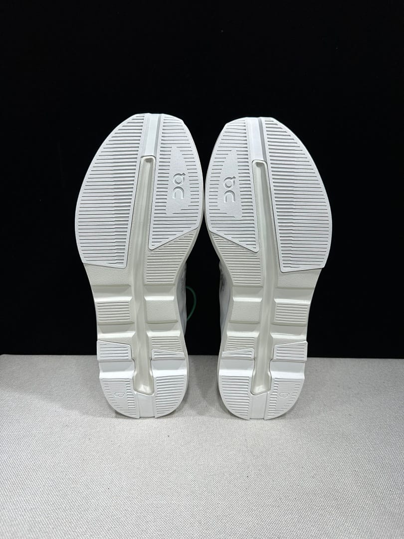 On Cloudzone × KITH 'Triple White' (Colorway 2)