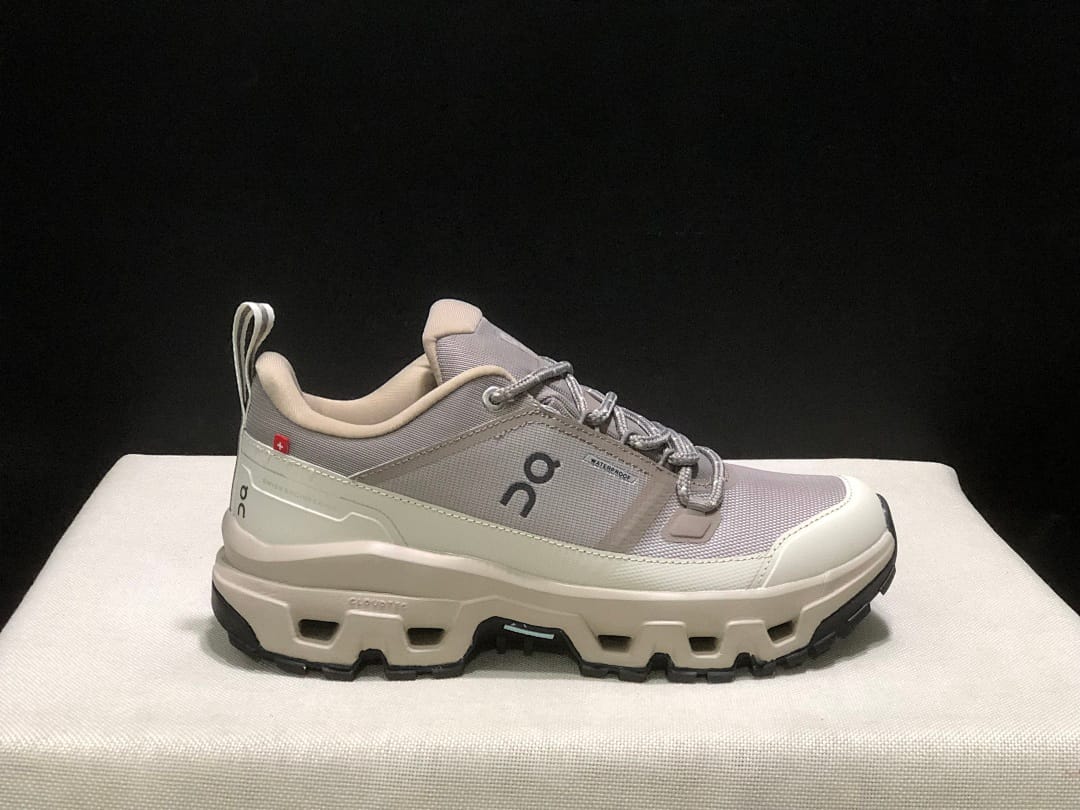 On Cloudrock Low WP (Colorway 21)