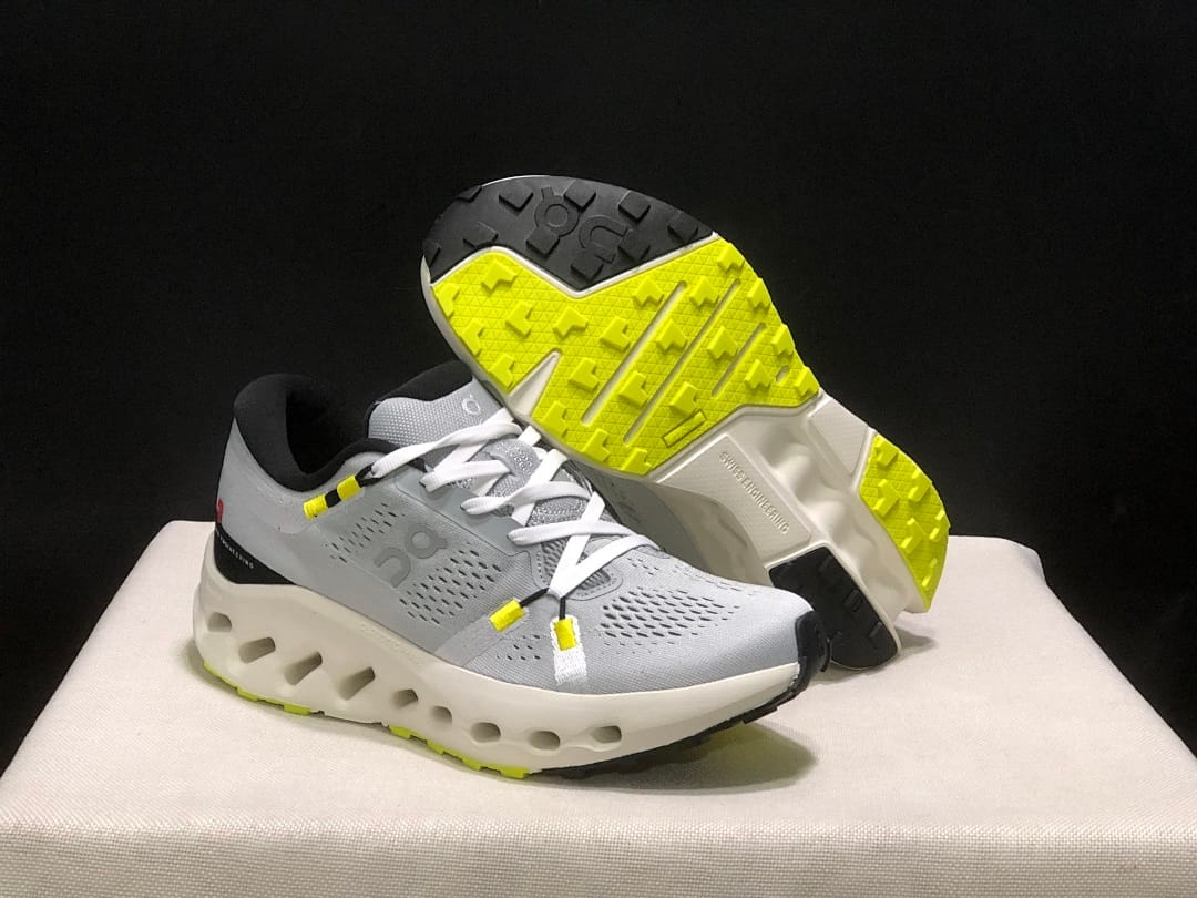 On Cloudsurfer 2 'Glacier Grey Ivory'