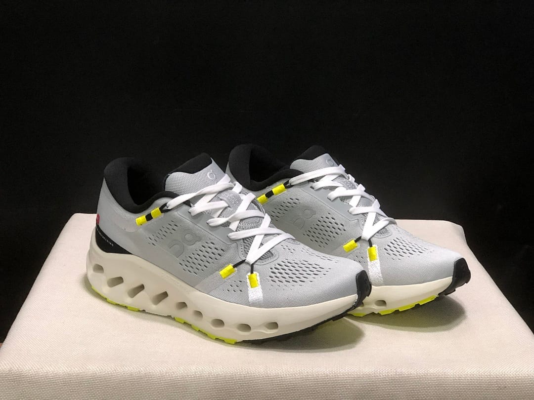 On Cloudsurfer 2 'Glacier Grey Ivory'