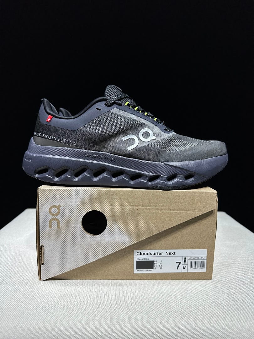 On Cloudsurfer Next (Colorway 4)