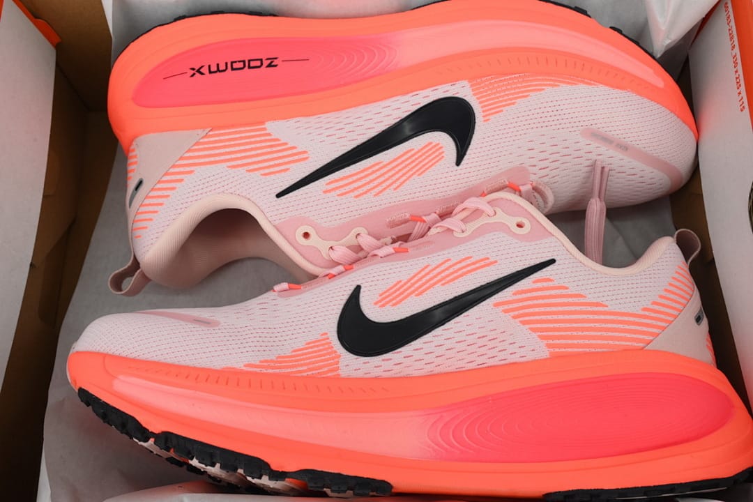 Nike Zoom Vomero 18 AA Edition Atmosphere Pink