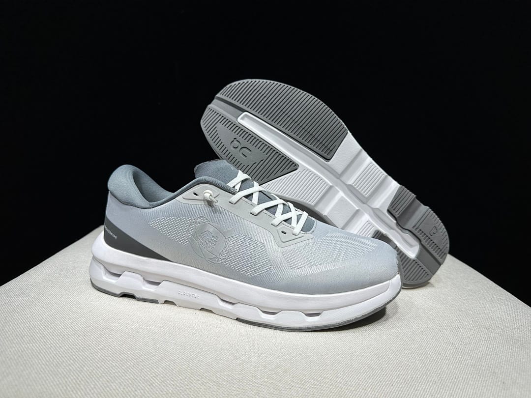 On Cloudzone × KITH 'Grey White'