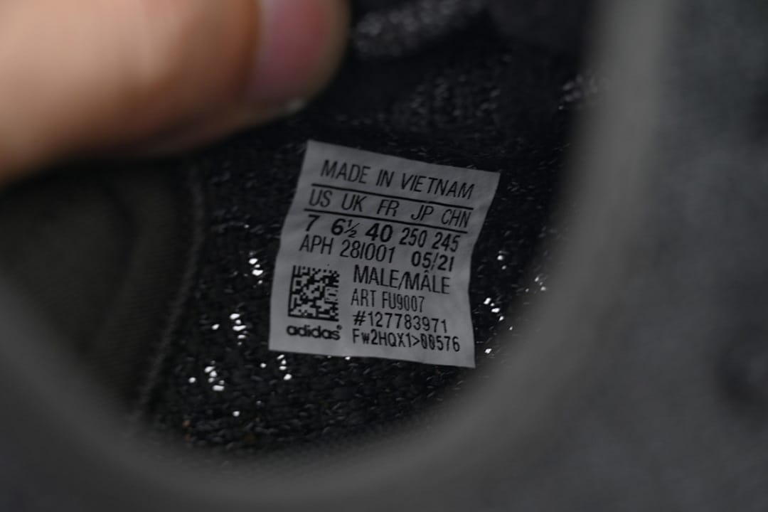 Yeezy Boost 350 V2 LW Black Reflective