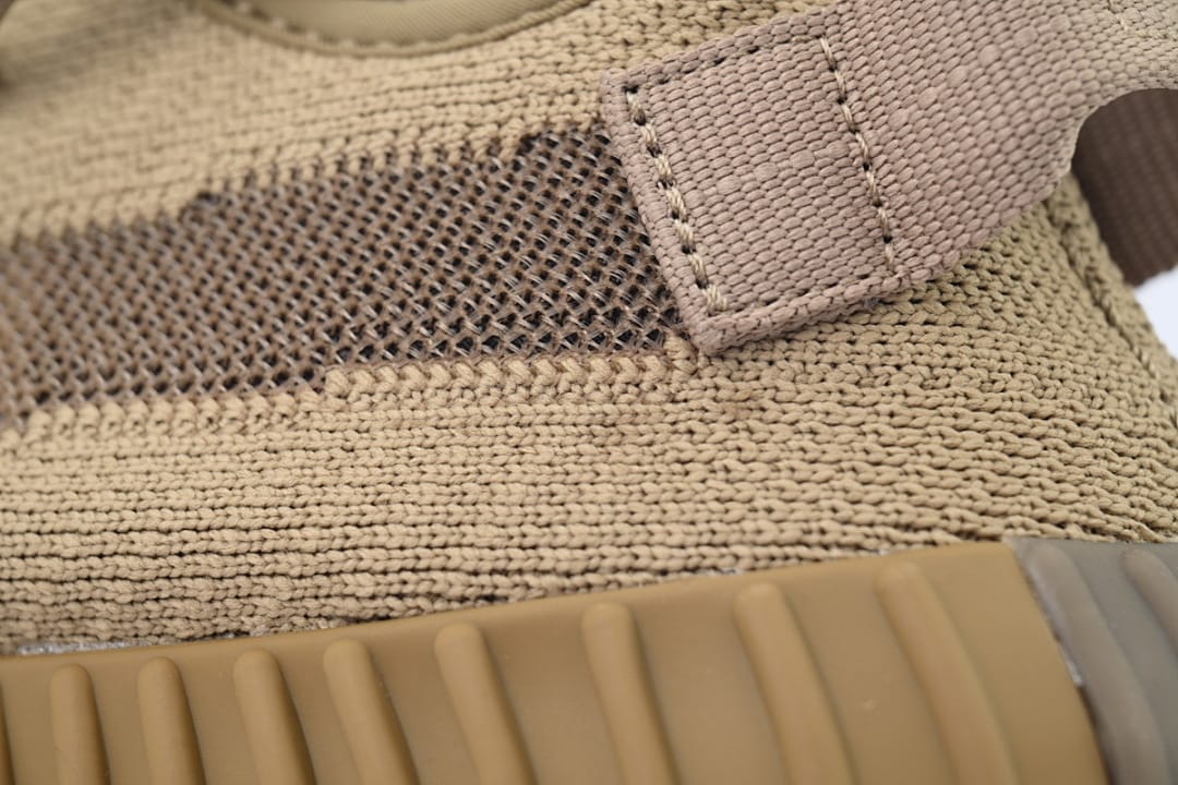 Yeezy Boost 350 V2 LW Earth