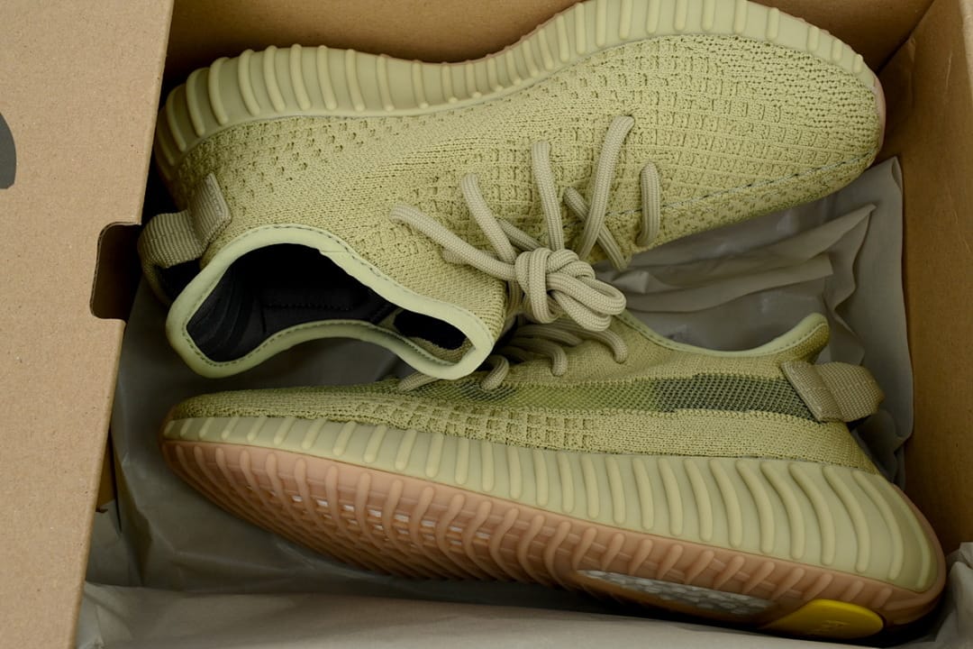 Yeezy Boost 350 V2 LW Matcha