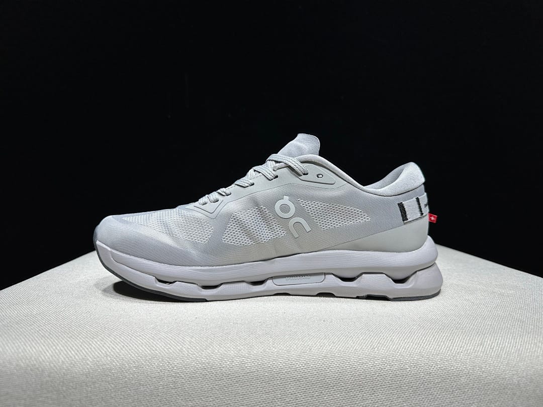 On Cloudzone × KITH 'Grey'