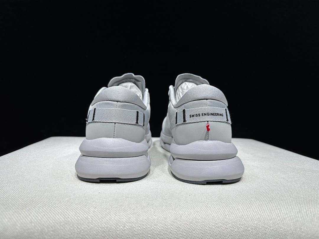 On Cloudzone × KITH 'Grey'
