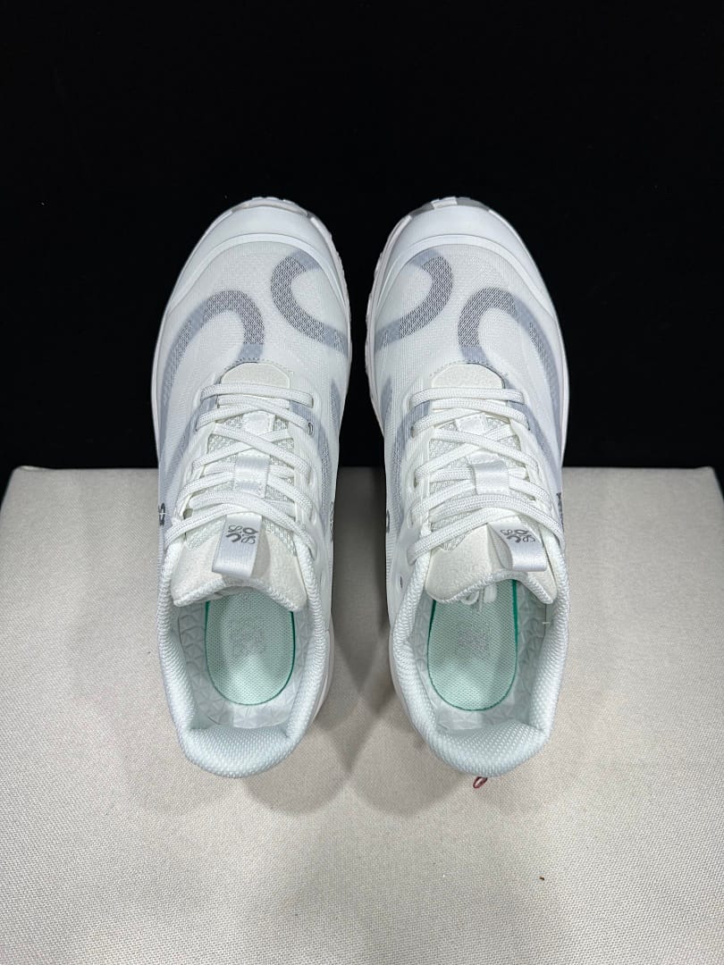 On × LOEWE Cloudventure 2.0 'Triple White'
