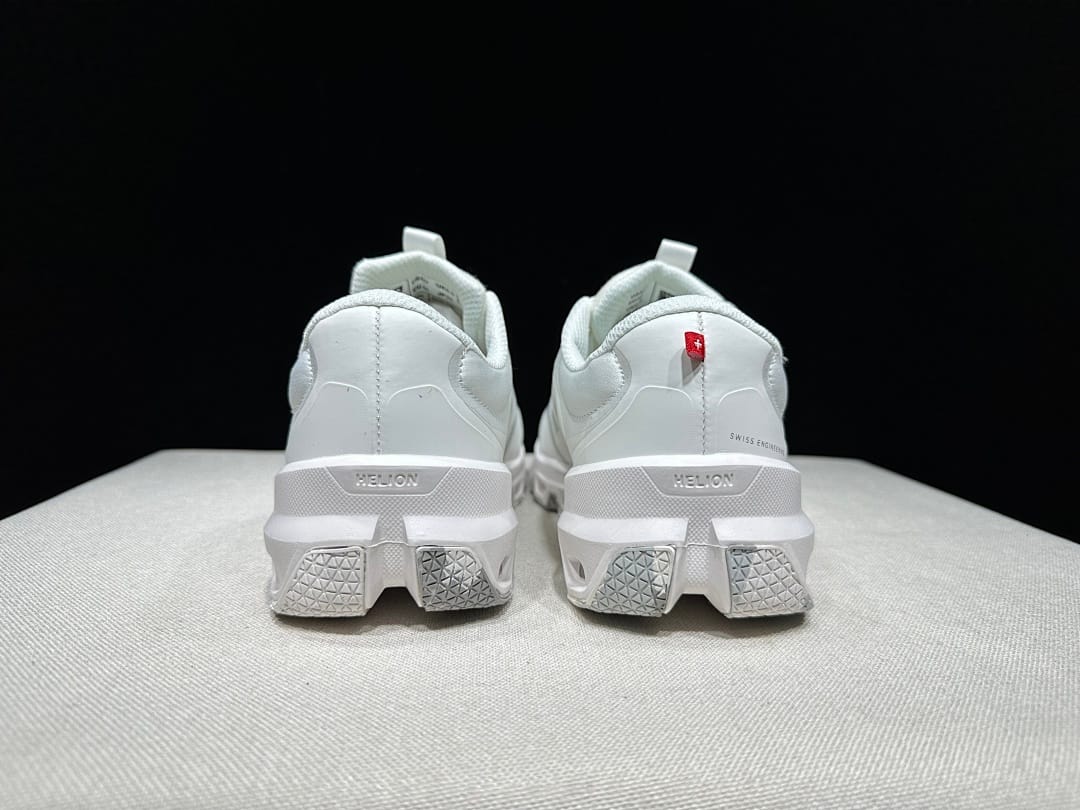 On × LOEWE Cloudventure 2.0 'Triple White'
