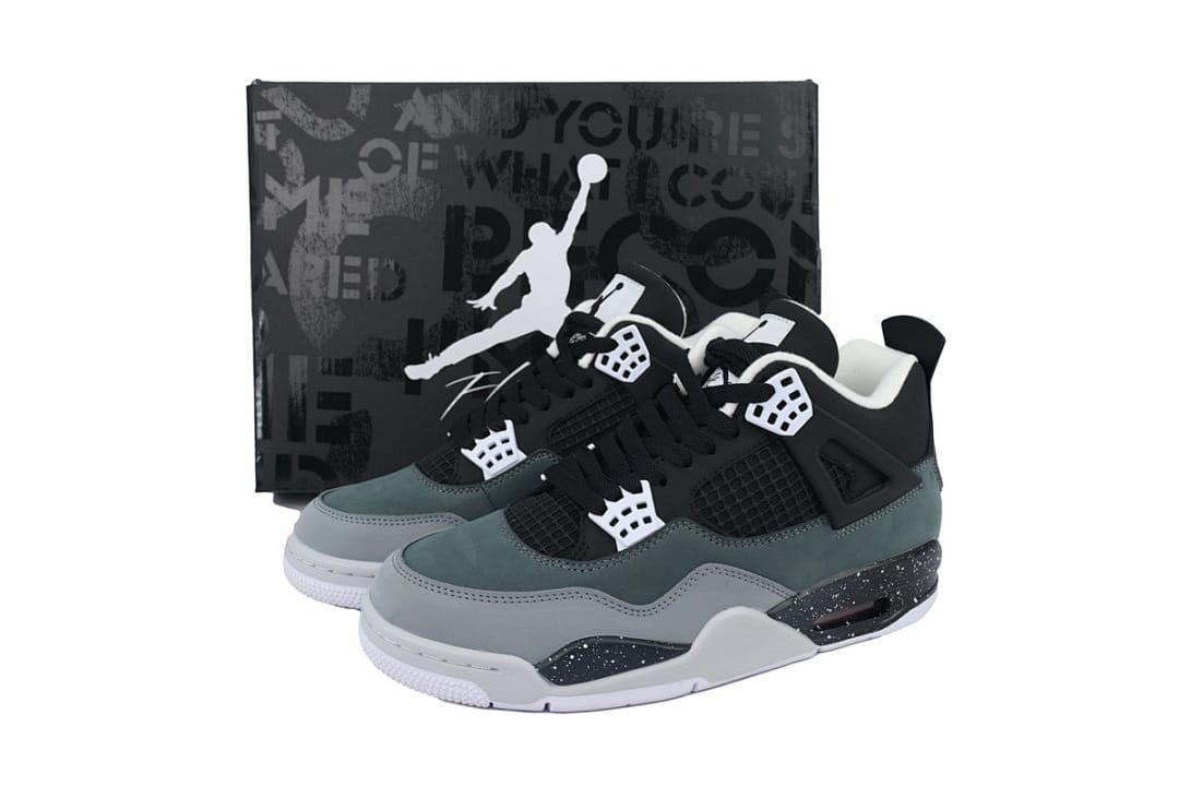 Air Jordan 4 Retro Fear (Colorway 4)