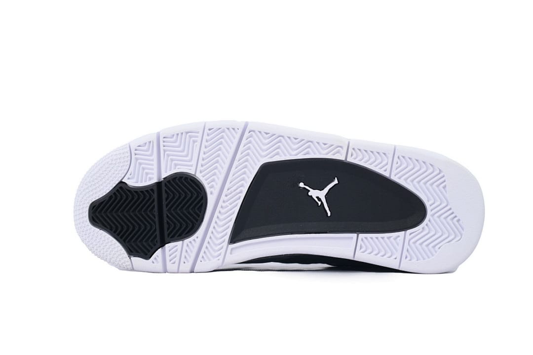 Air Jordan 4 Retro Fear (Colorway 4)