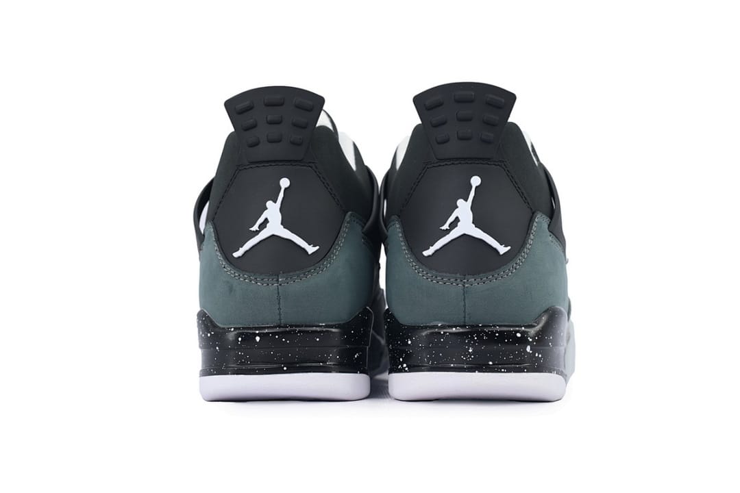 Air Jordan 4 Retro Fear (Colorway 4)