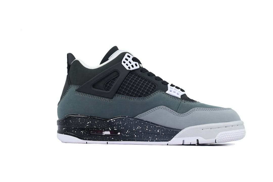 Air Jordan 4 Retro Fear (Colorway 4)