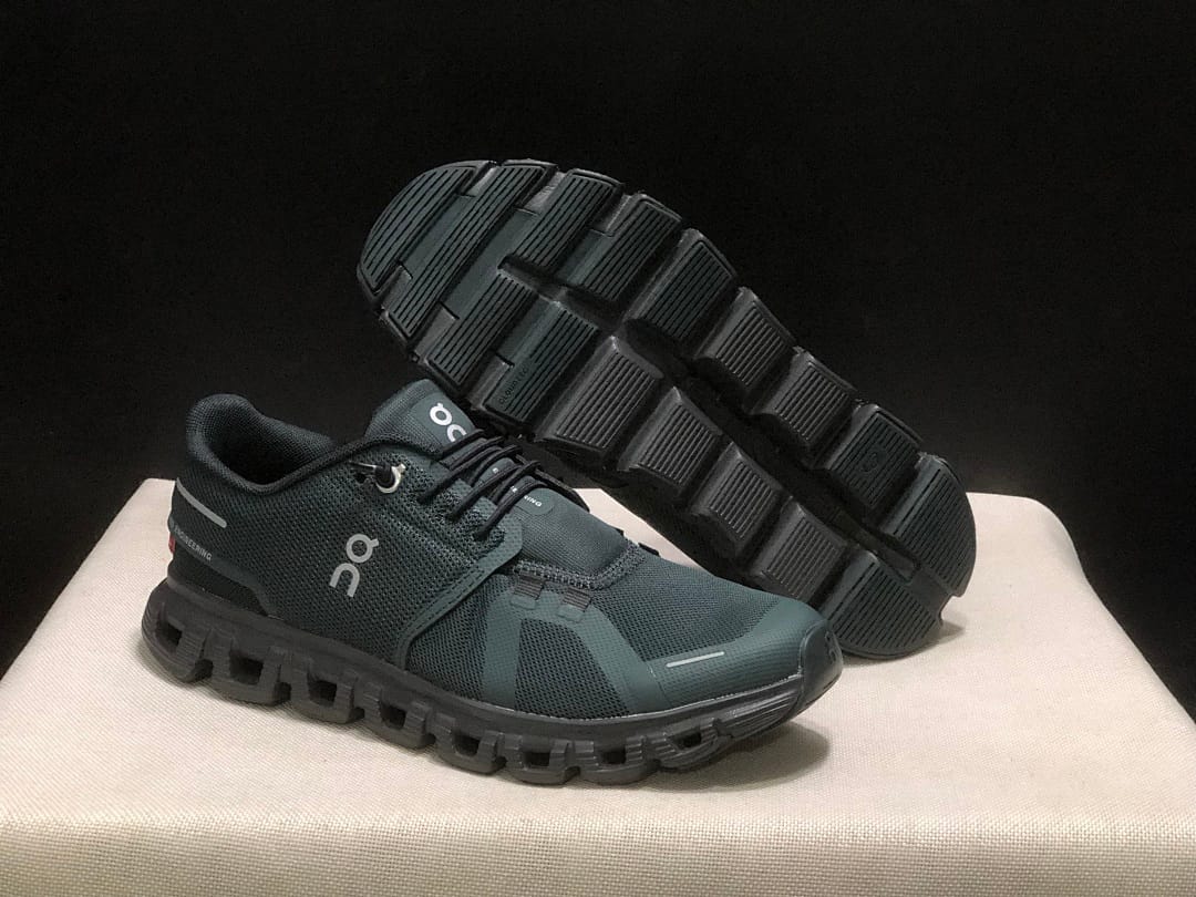 On Cloud 6 'Green' (Colorway 2)