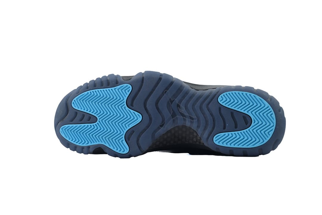 Air Jordan 11 Retro x A Ma Maniére Gamma Blue (Colorway 5)