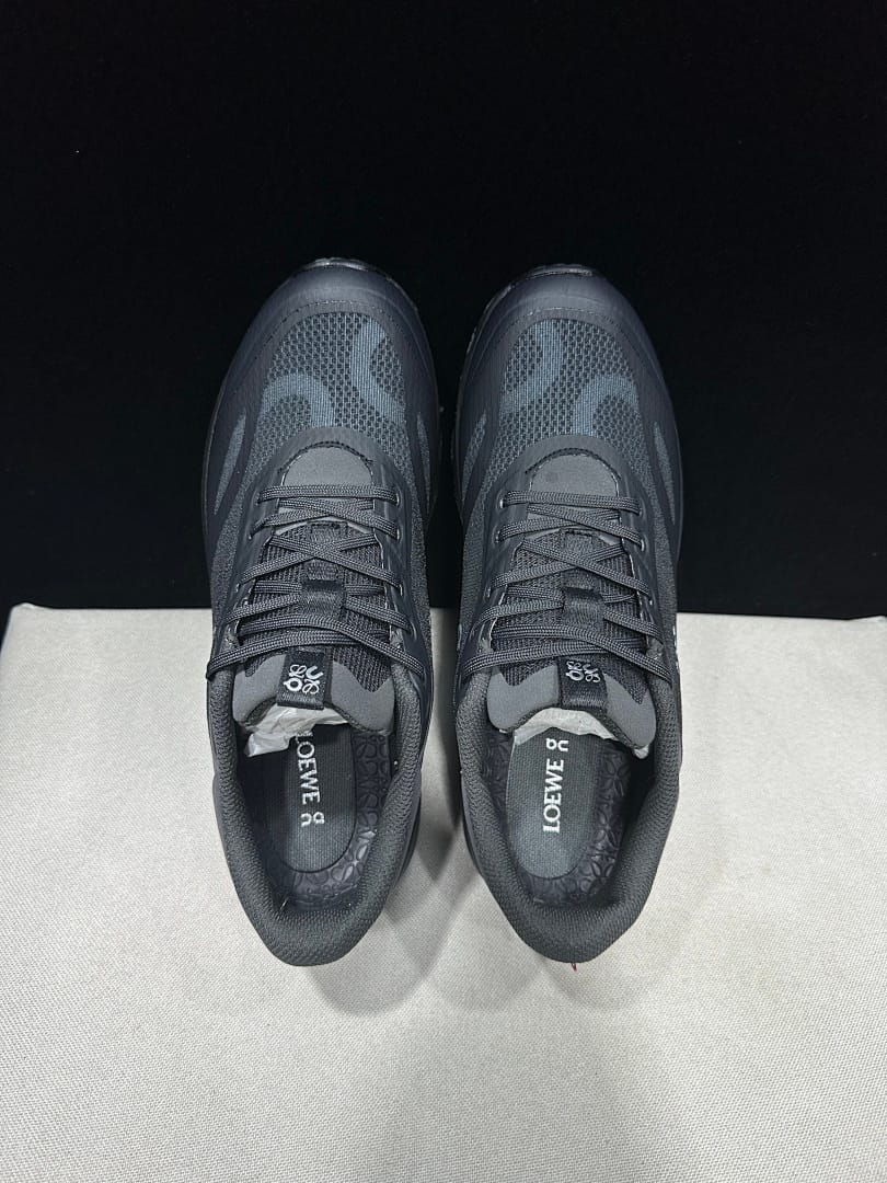 On × LOEWE Cloudventure 2.0 'Triple Black'