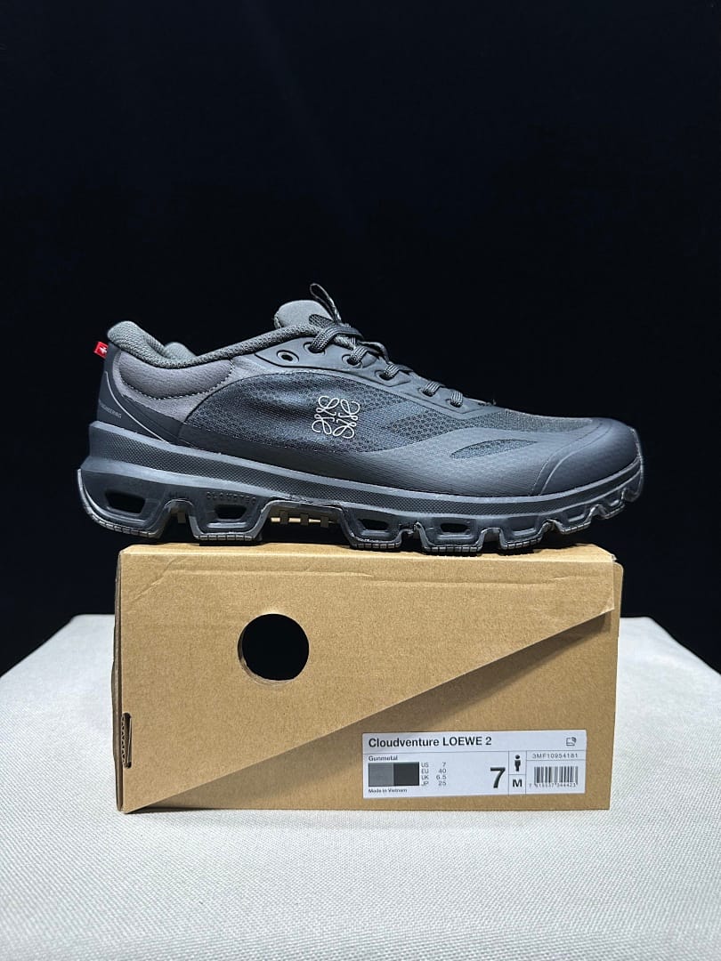 On × LOEWE Cloudventure 2.0 'Triple Black'