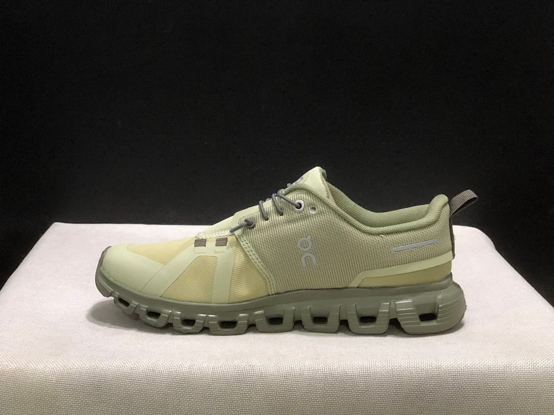 On Cloud 6 'Green'