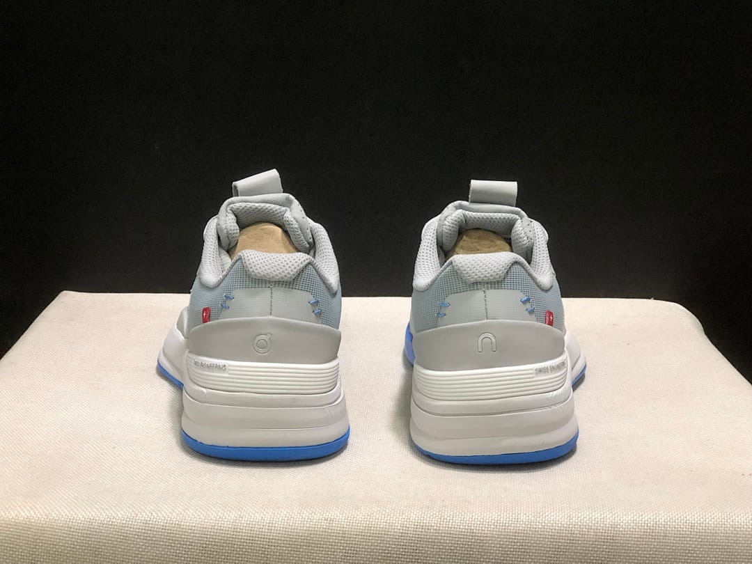 On The Roger Pro (Colorway 4)