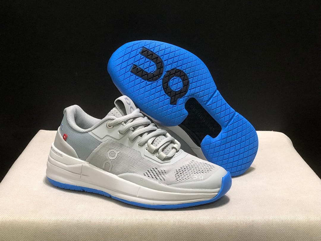 On The Roger Pro (Colorway 4)
