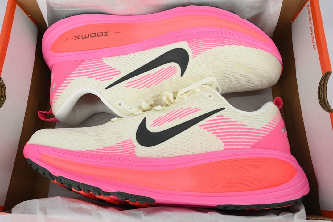 Nike Zoom Vomero 18 AA Edition Sail Hyper Pink