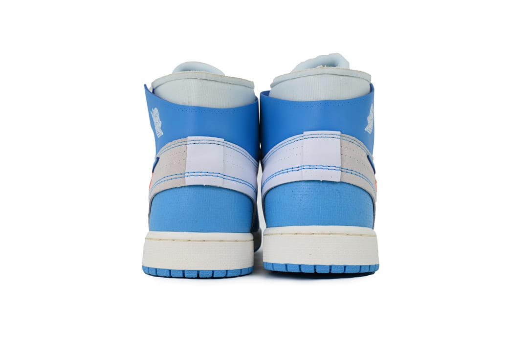 Air Jordan 1 Retro High OG UNC