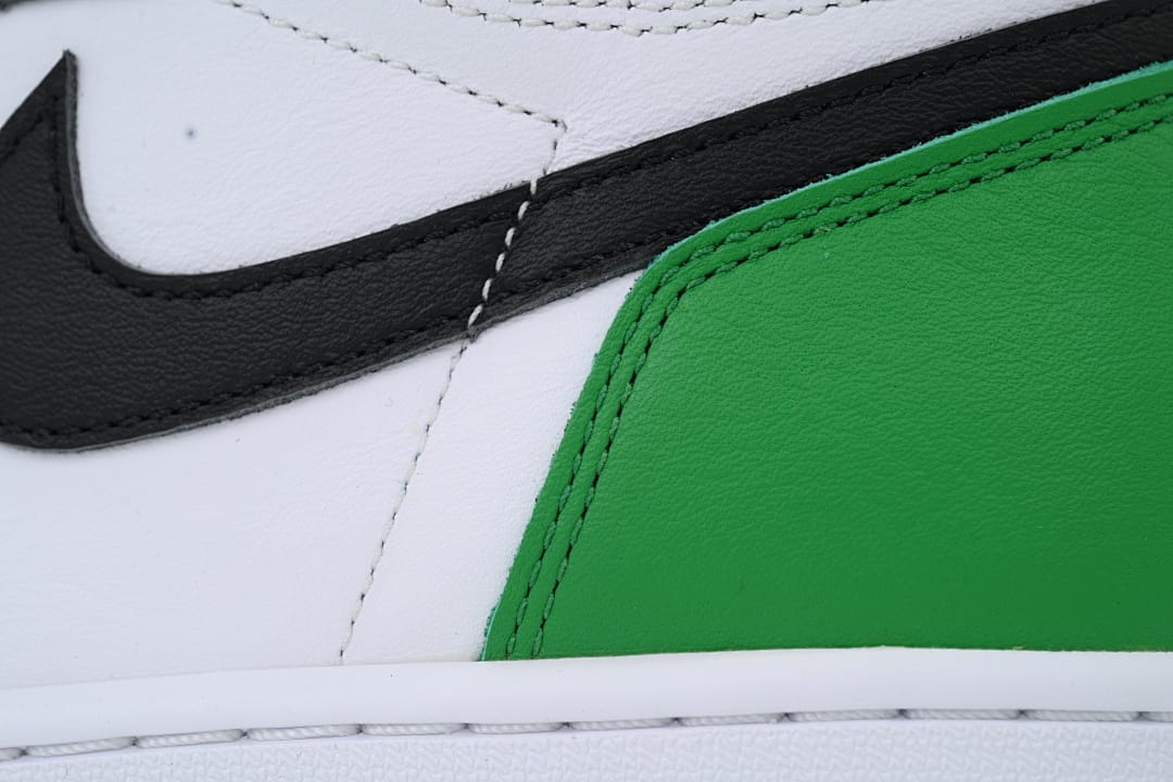 Air Jordan 1 Retro High OG Lucky Green (Colorway 2)