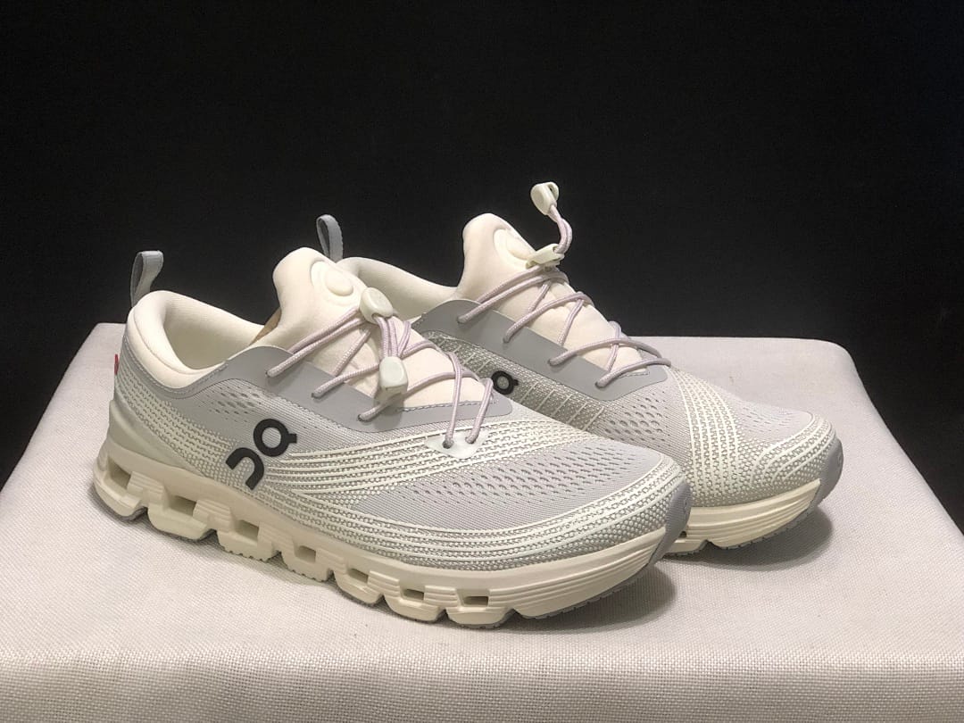 On Cloud X Z5 'Beige'